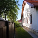 Csaronda Vendeghaz