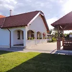 Csaronda Vendeghaz 4* Csaroda
