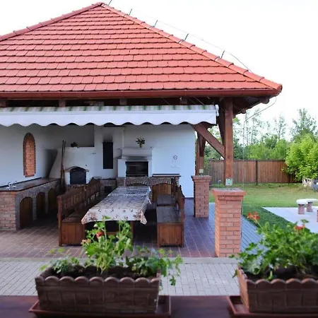 Csaronda Vendeghaz *