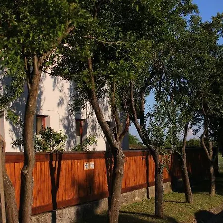 Csaronda Vendeghaz Gasthof Csaroda