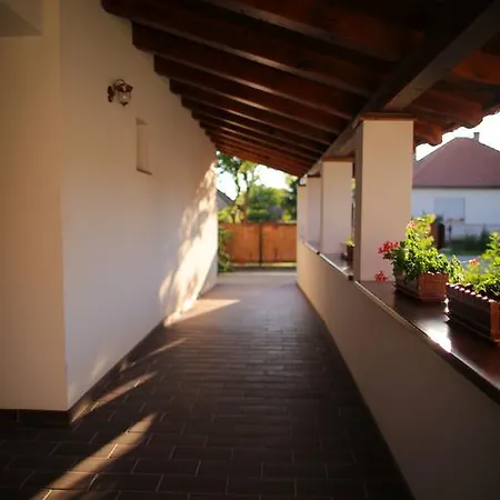 Csaronda Vendeghaz Pensjonat