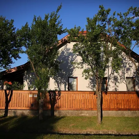 Csaronda Vendeghaz Pensjonat