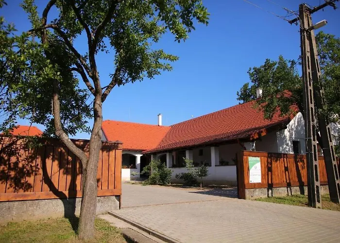 Csaronda Vendeghaz 4* Csaroda