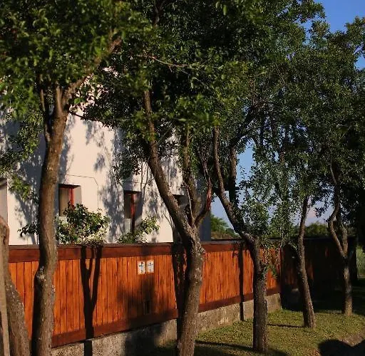 Csaronda Vendeghaz Penzion Csaroda