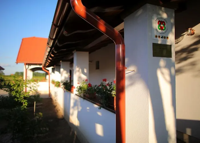 Csaronda Vendeghaz 4* Csaroda