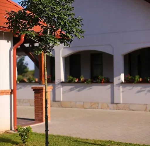 Csaronda Vendeghaz Penzion Csaroda